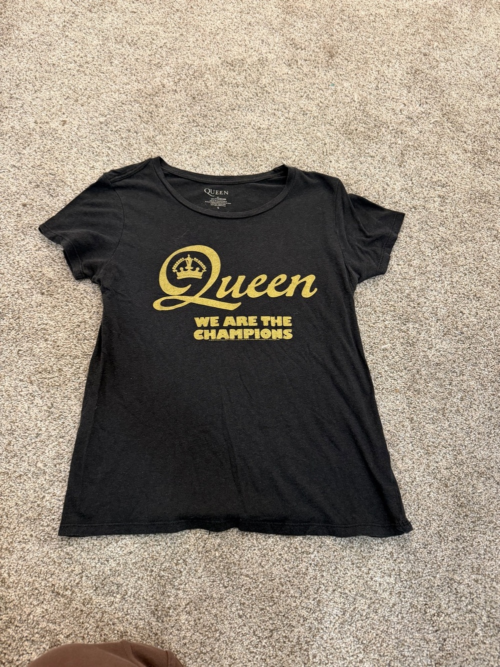 Queen tee